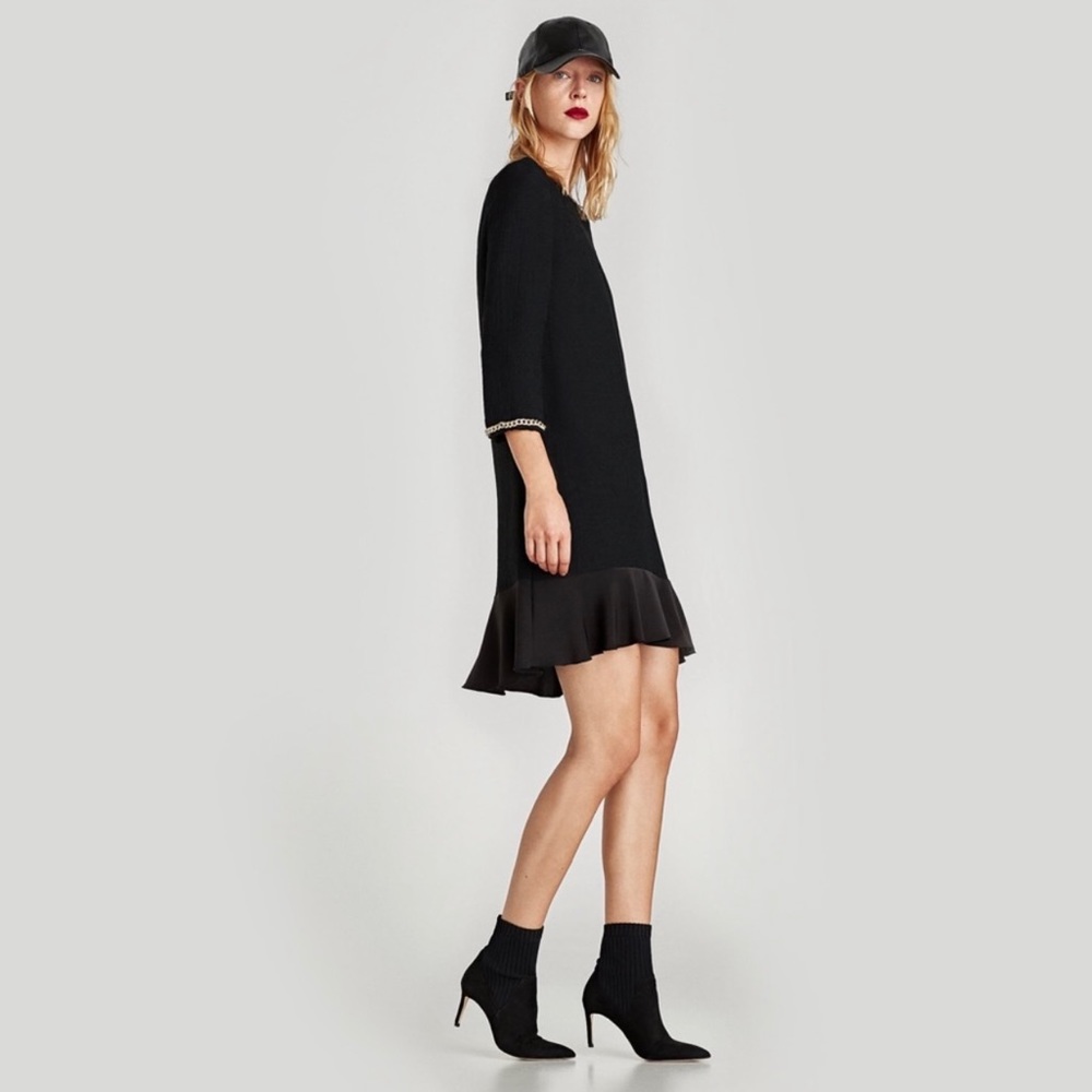 Zara Ribbed Dress With Cuff Detail Black (S) Flirty dress